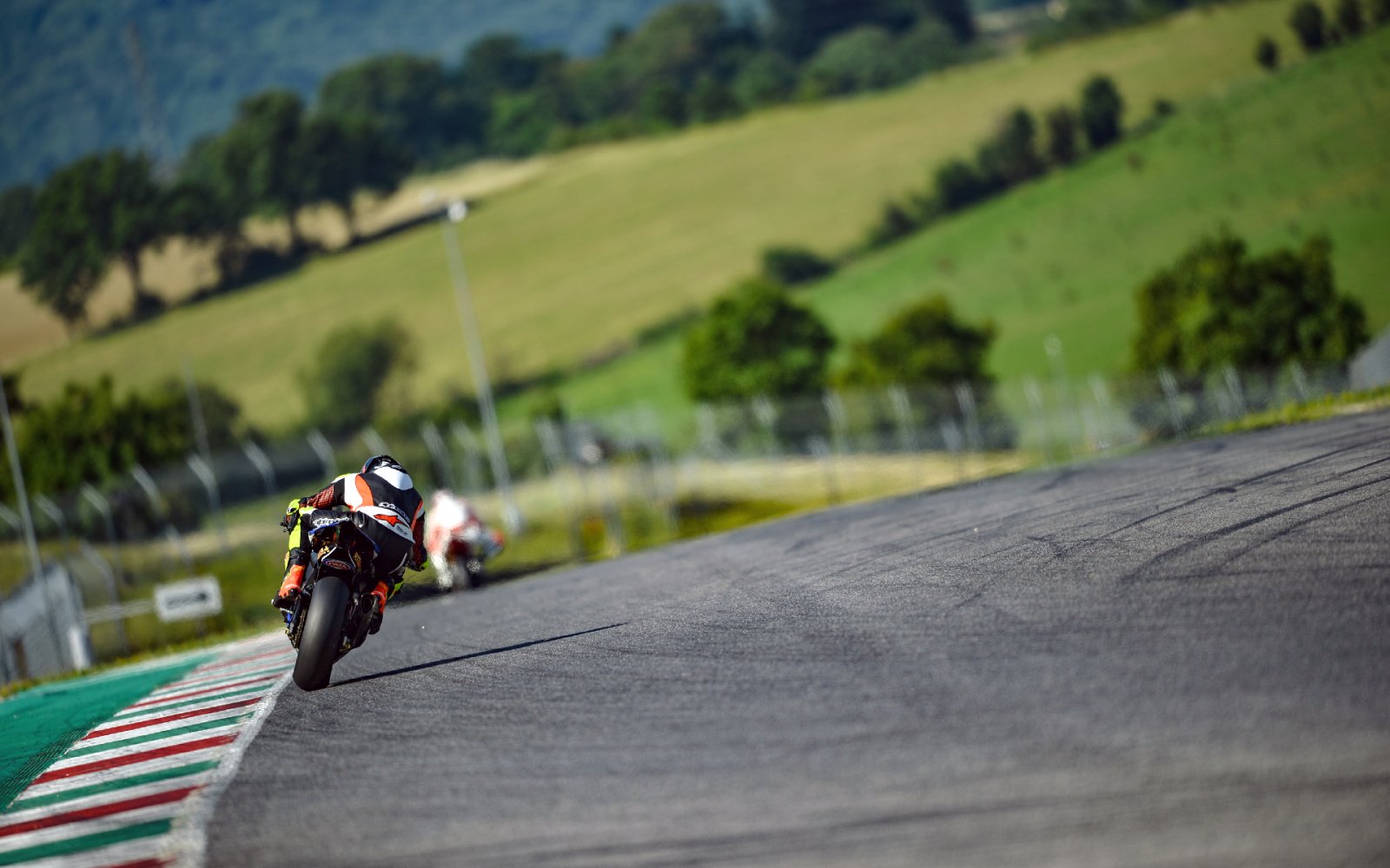 NEW TRACKDAYS in MUGELLO CIRCUIT